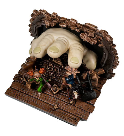 Escaping Monster Baby Little Nightmares 3 Diorama Bandai Figure 15 cm