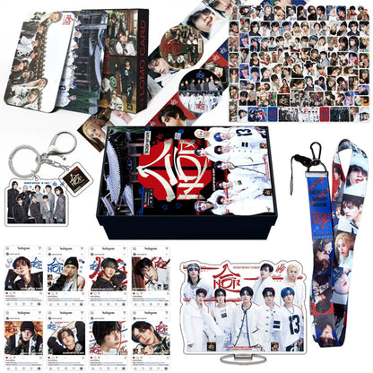 Stray Kids Hop Japan Gift Box – Set Gadget K-Pop